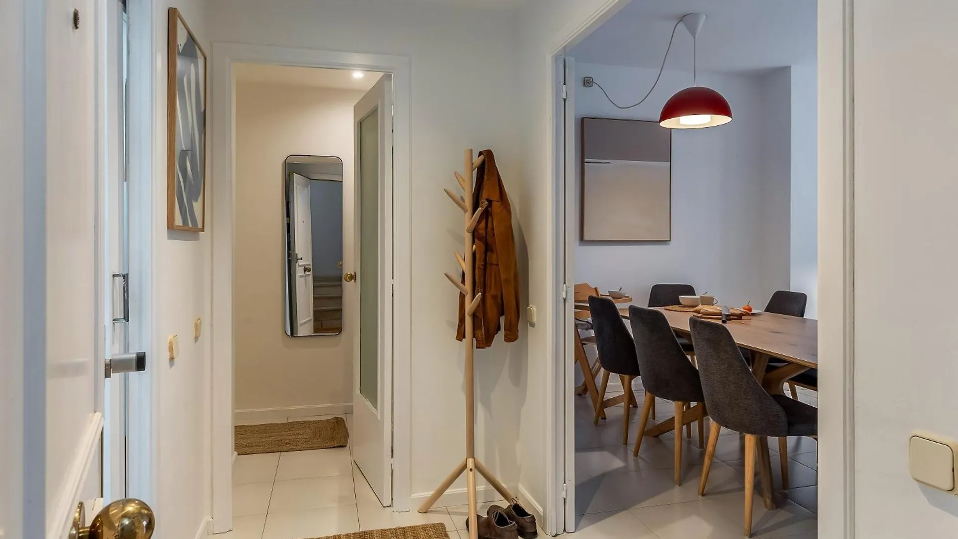 Canela Homes Barcelona Ninot 아파트